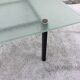 Table basse moderniste en verre givré 1950