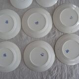 6 dessert plates and 2 blue cups P.Regout Maastricht Holland