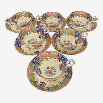 Ensemble 6 tasses et ss tasses porcelaine anglaise milieu XIXeme