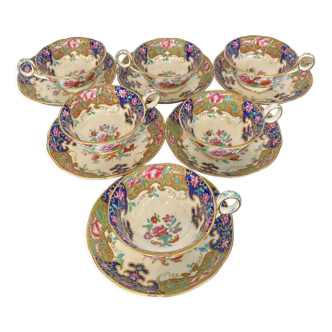 Ensemble 6 tasses et ss tasses porcelaine anglaise milieu XIXeme