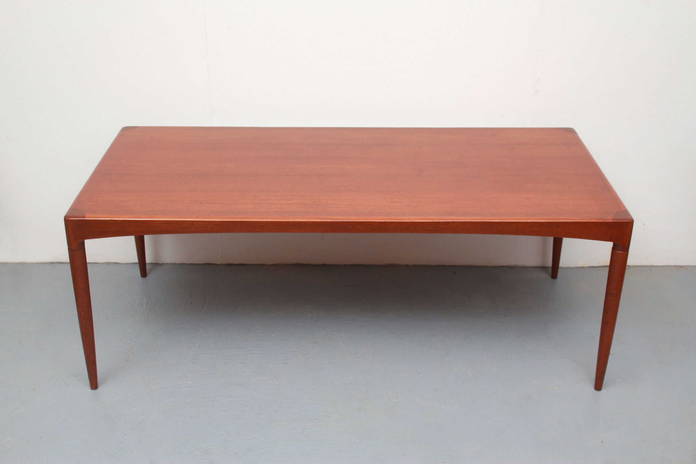 1960s classic coffeetable in teak