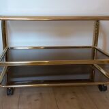 Mobile bar on wheels