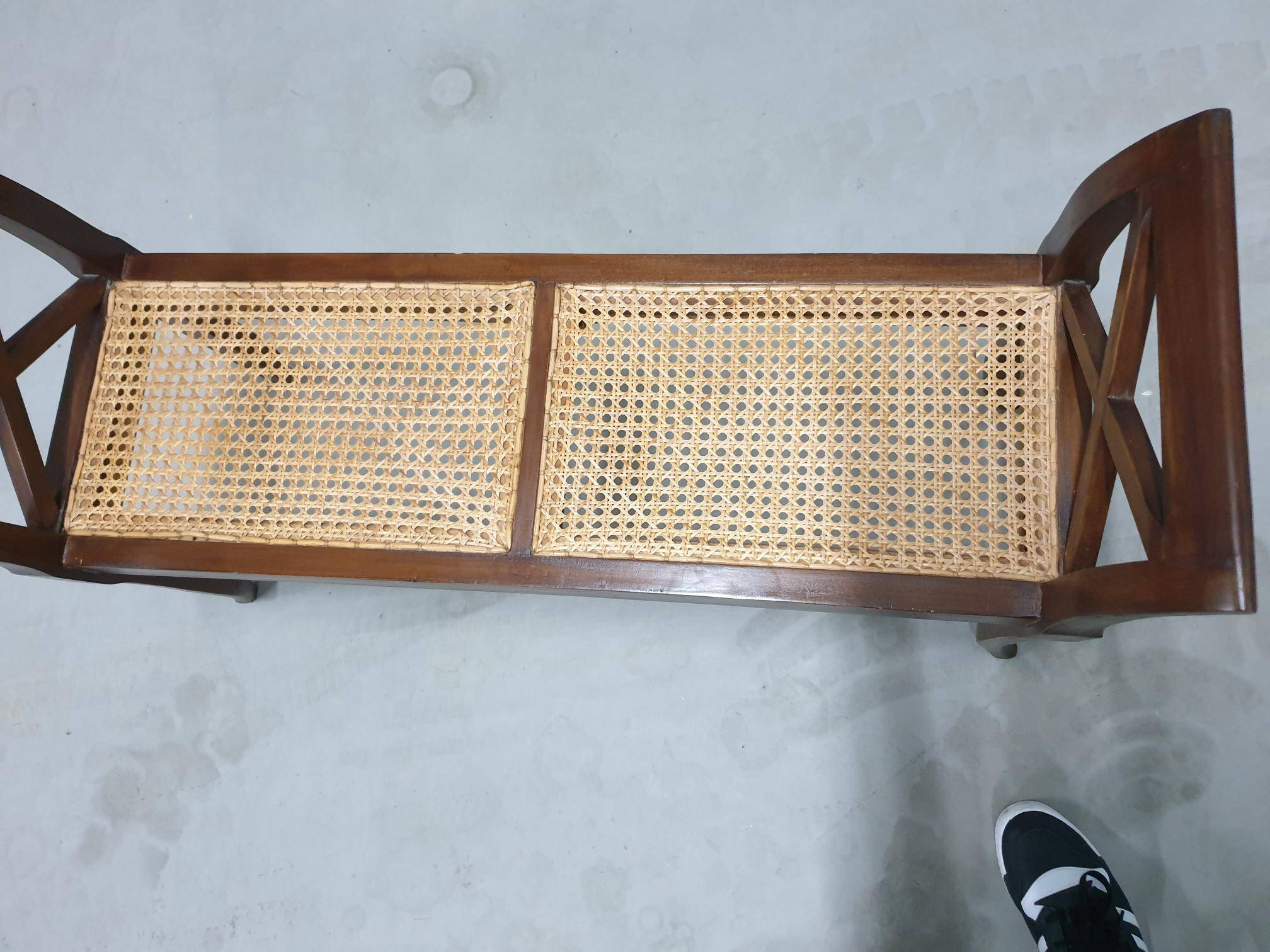 End of bed bench