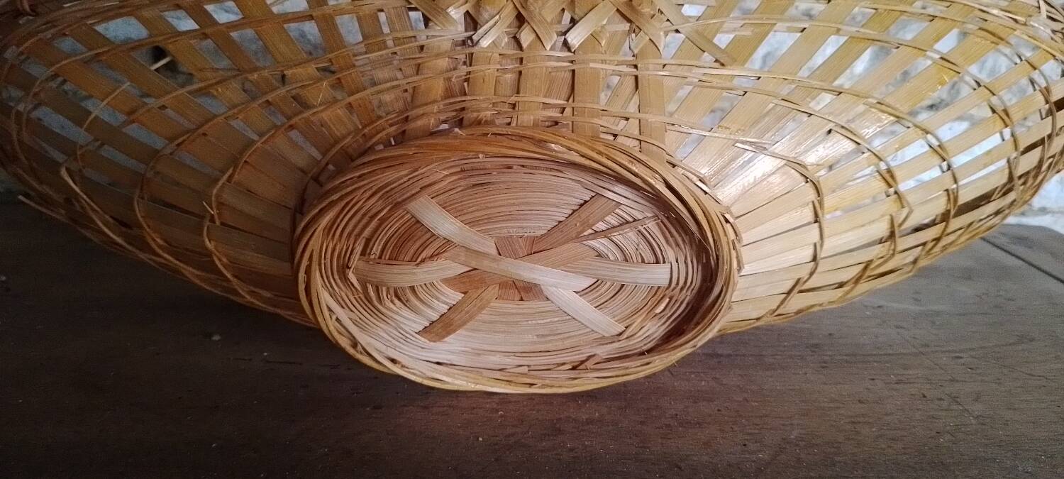 Large vintage wicker basket