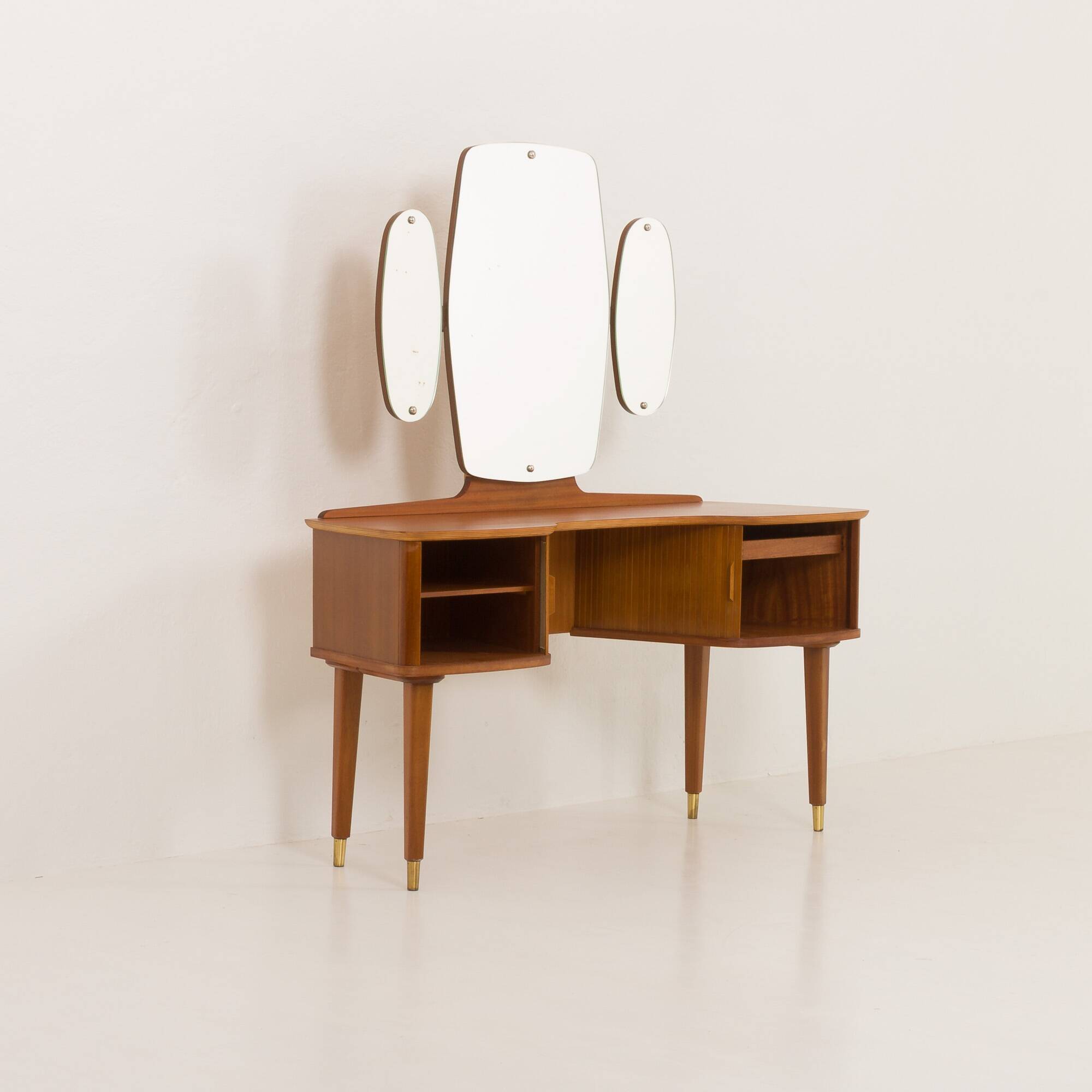 Scandinavian dressing table by Viken Mobelfabrik, attributed to Fredrik Kayser, Norway, 1957