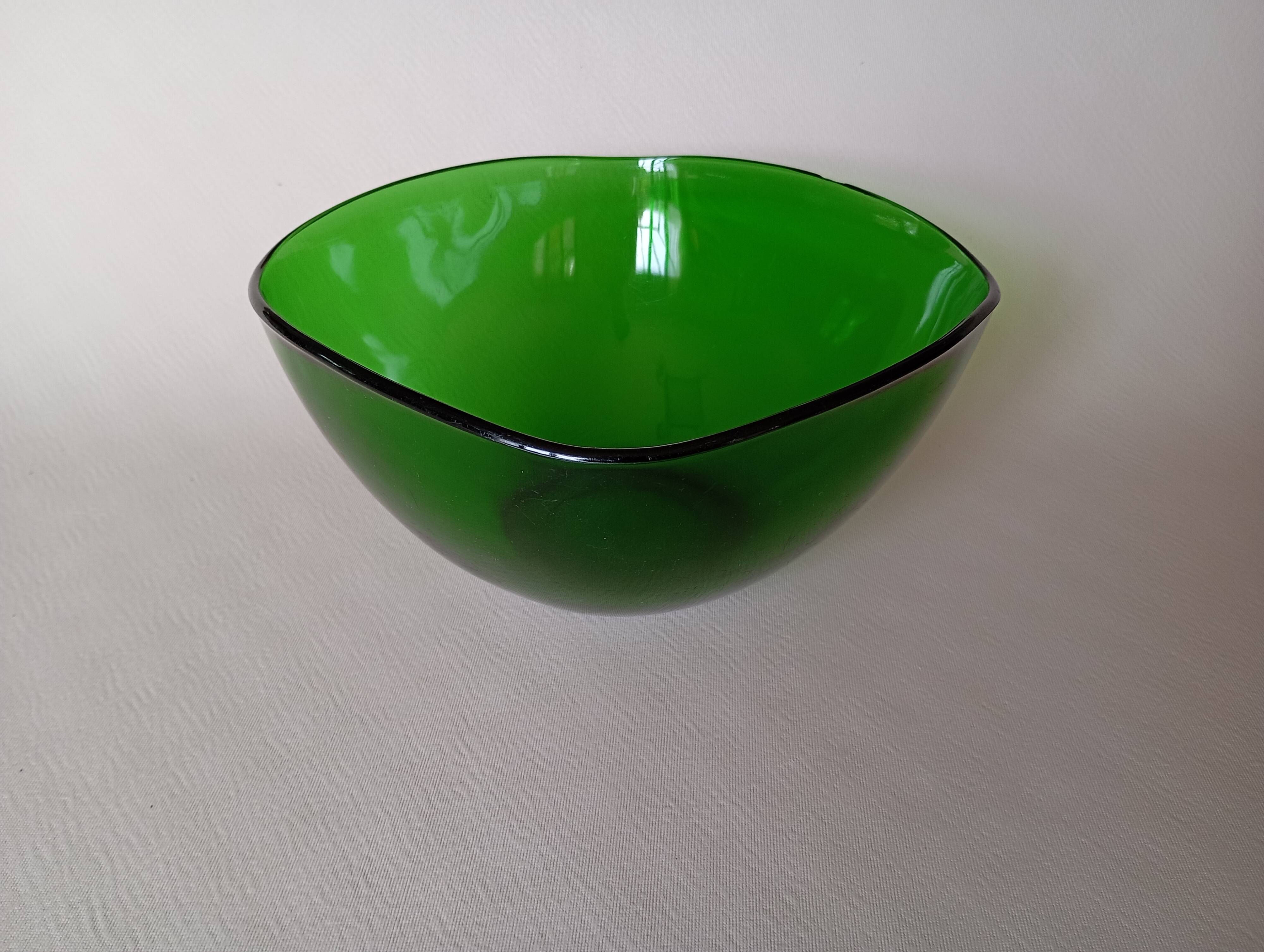 Vereco forest green salad bowl