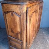Louis XV sideboard from the 18th century in walnut
