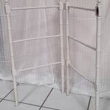 Vintage wood towel rack bamboo effect