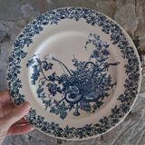 Duo of ironstone plates