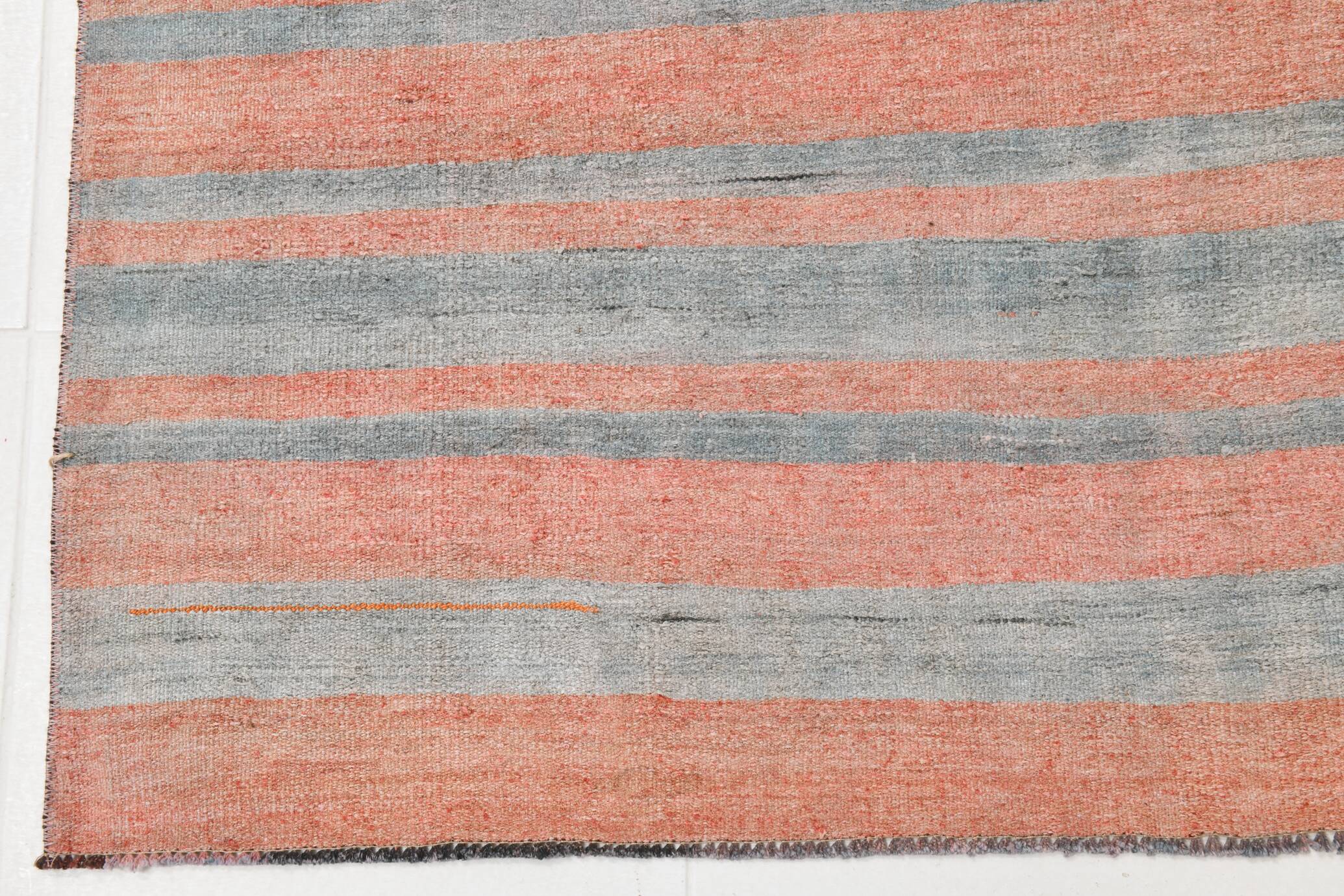 Tapis Kilim bohème rouge pâle et vert, 193 x 222 cm
