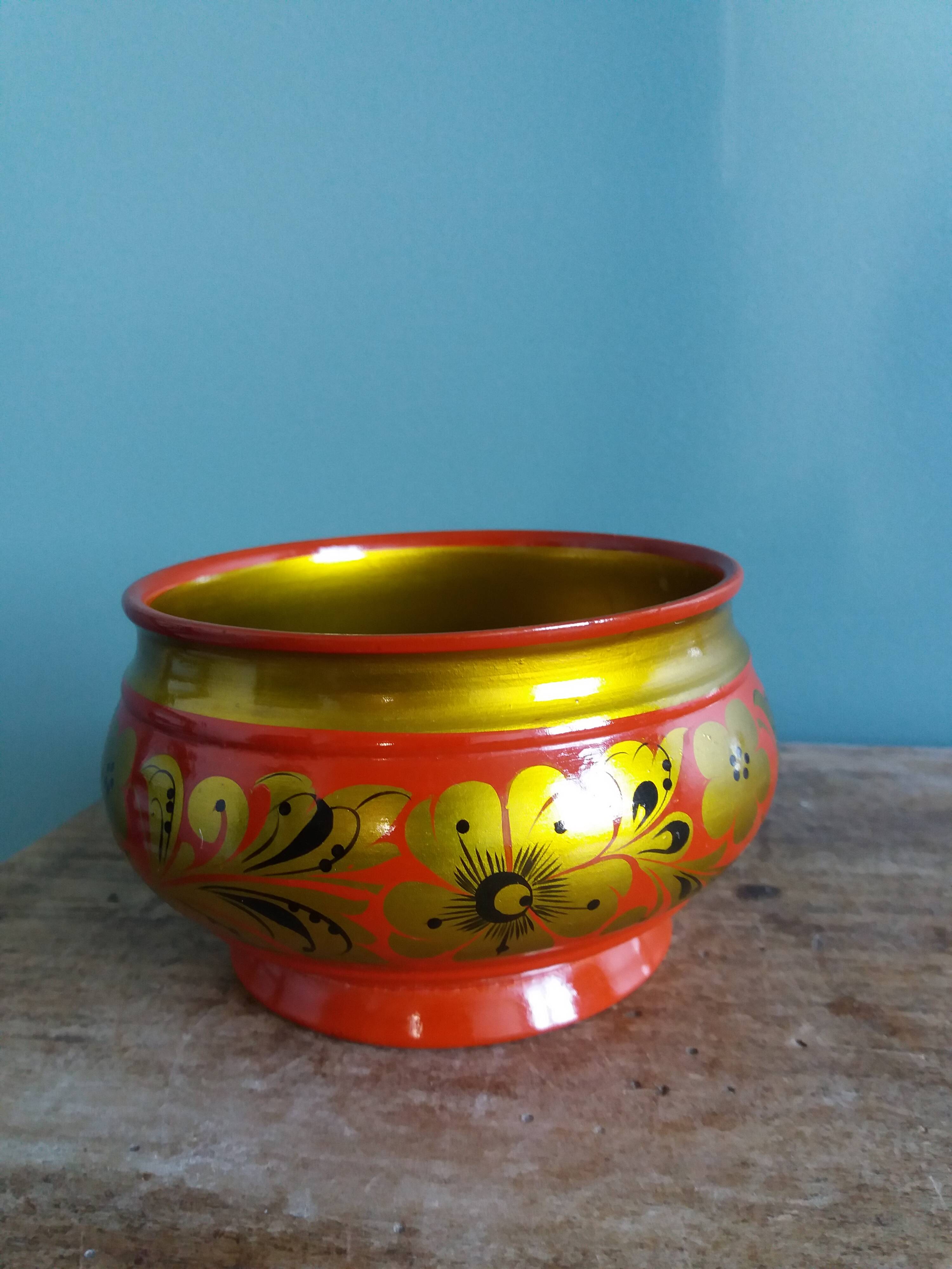 Khokhloma Russian handicraft painted wooden bowls