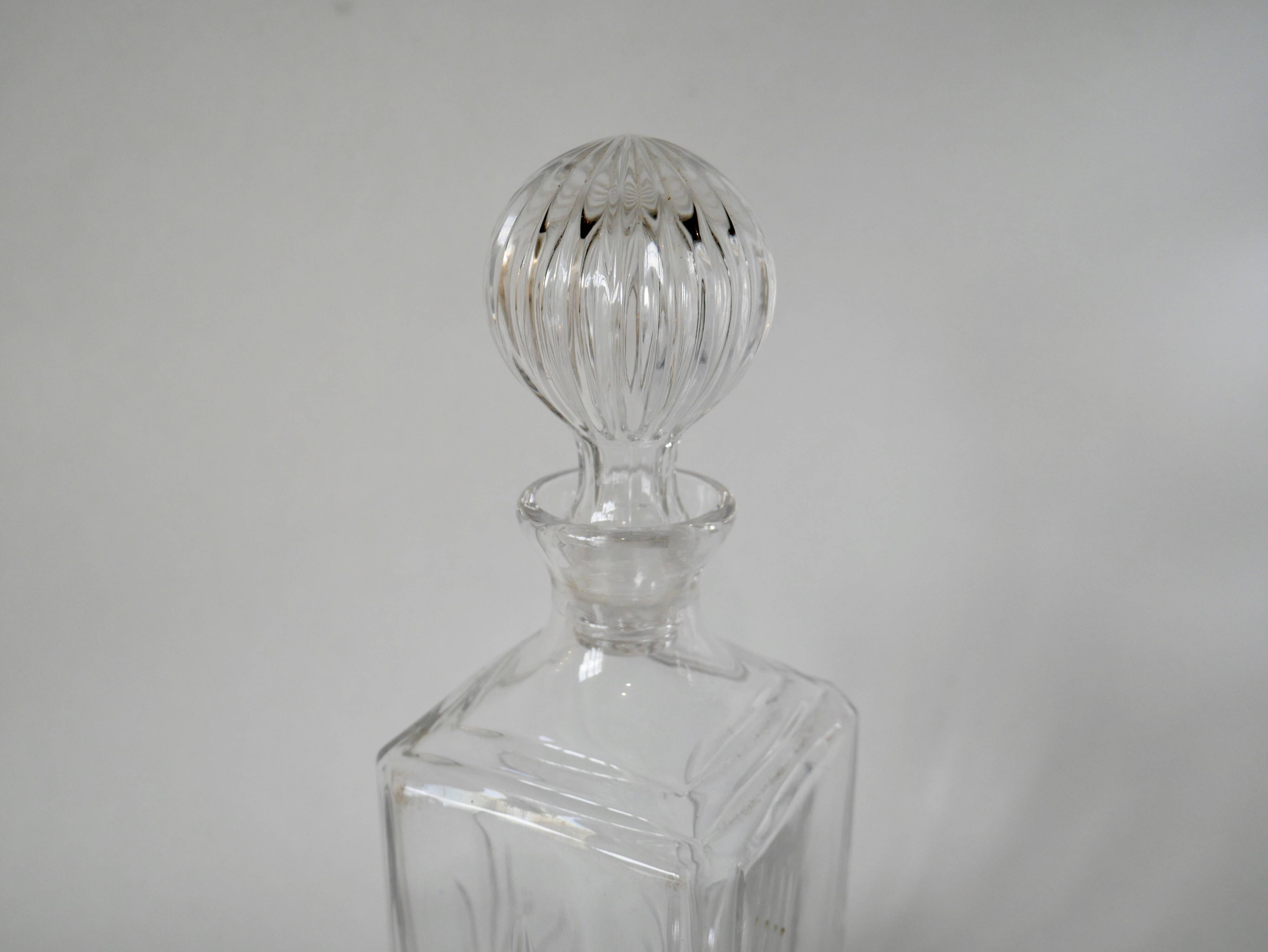 set consisting of a whiskey decanter and 6 crystal glasses 1970