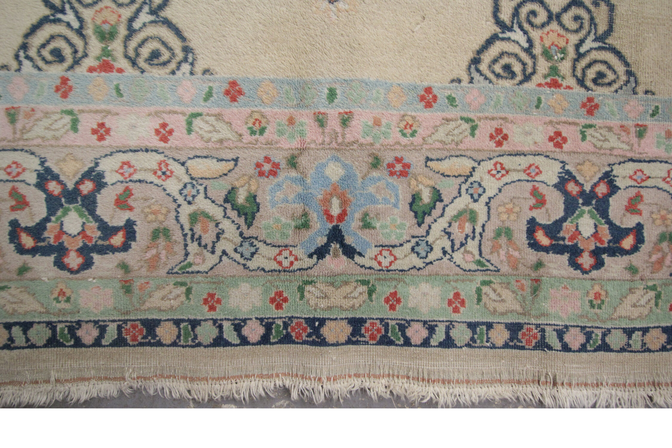 Handmade wool carpet 153x250cm