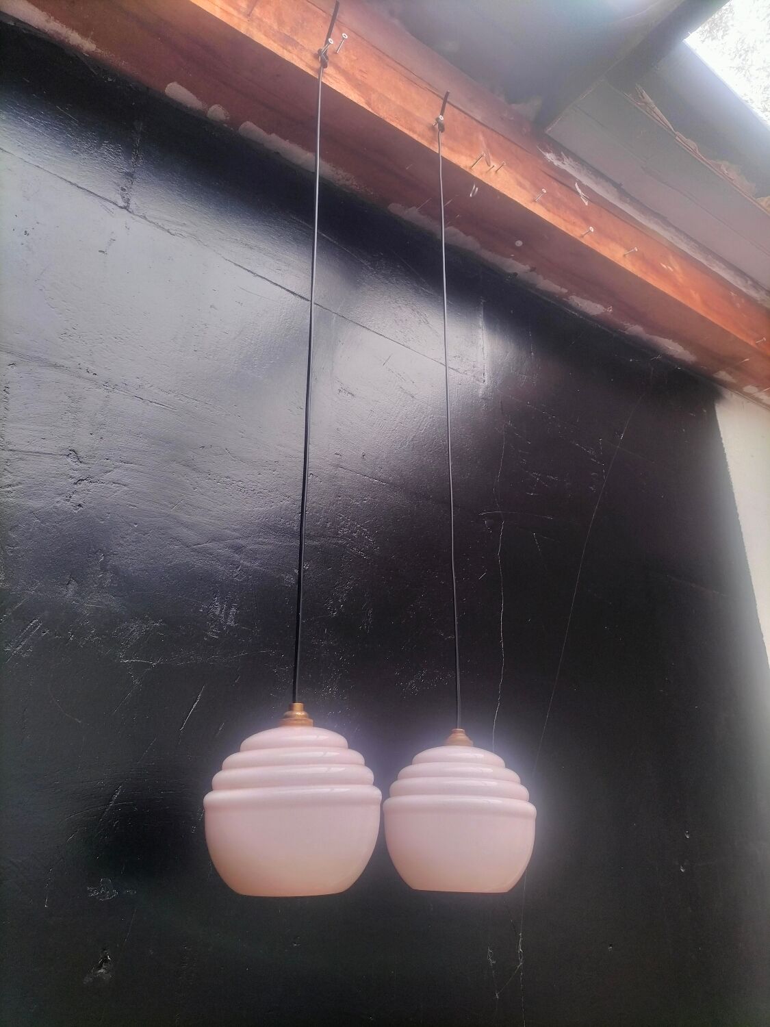 Paire de suspension en opaline