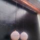 Paire de suspension en opaline