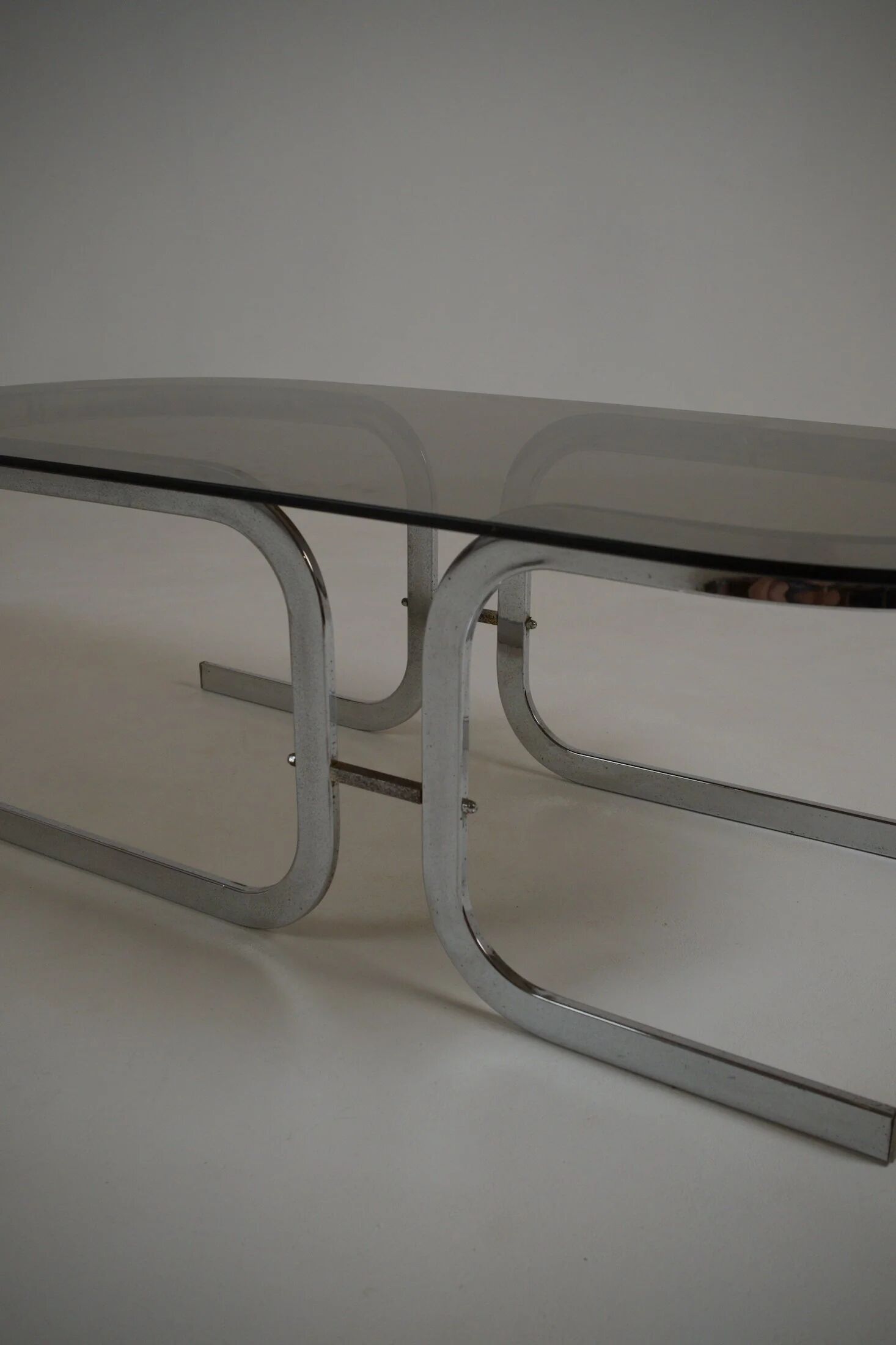 Table basse d'inspiration space age, années 1970