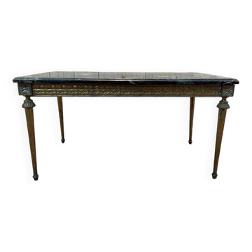 Table basse style Louis XVI en laiton doré et marbre