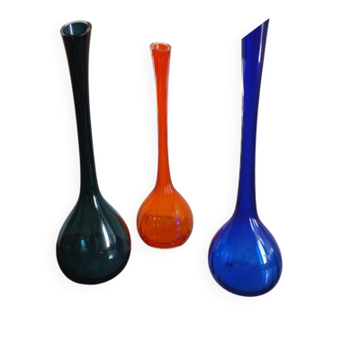 Série de 3 vases bouteilles en verre  scandinave et polonais 1970