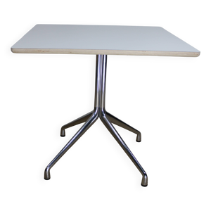 table HAY About a table