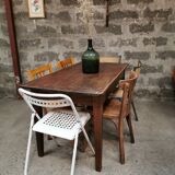 4 Metal folding chairs