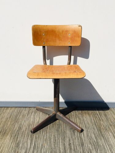 Chaise d'école type industriel, vintage 60s