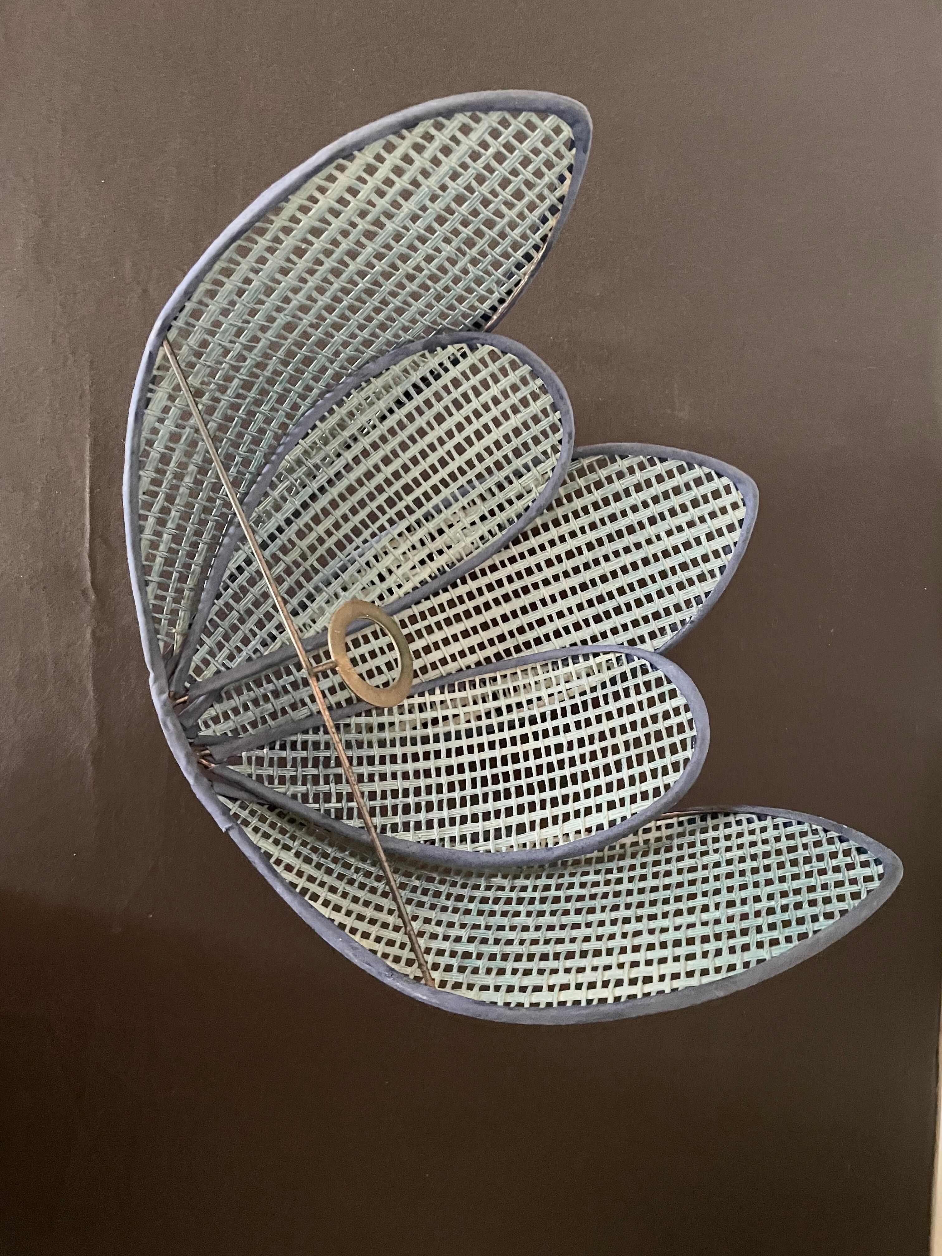 Lotus flower canning wall lamp