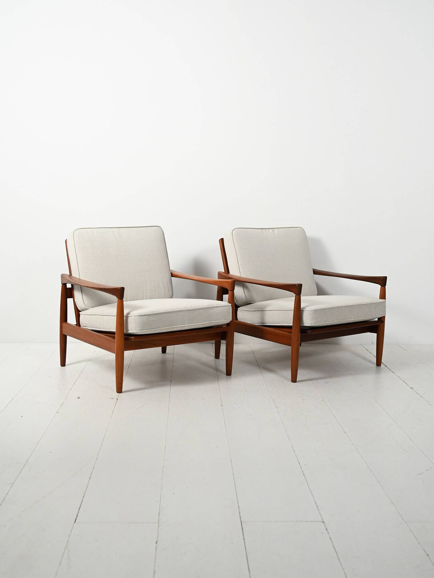 Pair of Scandinavian armchairs model "Kölding"