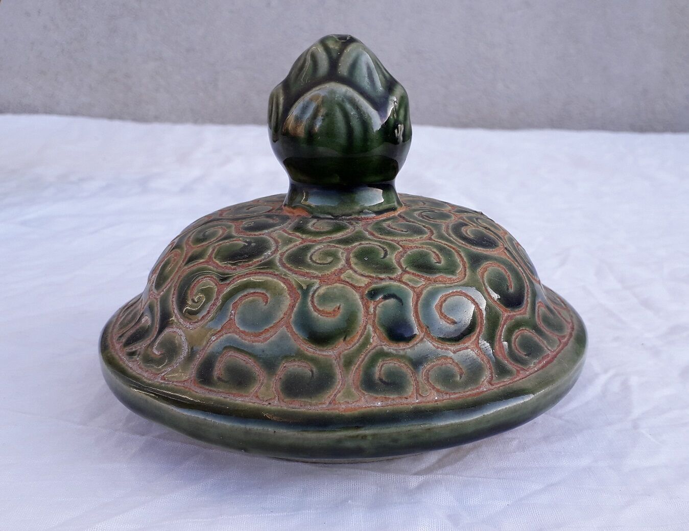 Ceramic covered pot