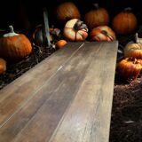 Farm table