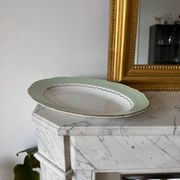 Plat en faïence L’Amandinoise
