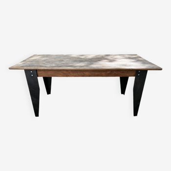 Farm table with metal base