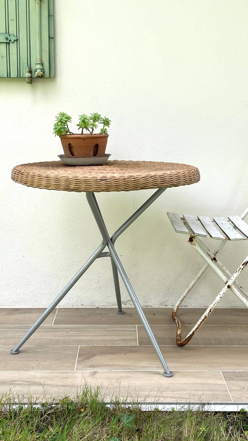 Rattan and lacquered metal folding table