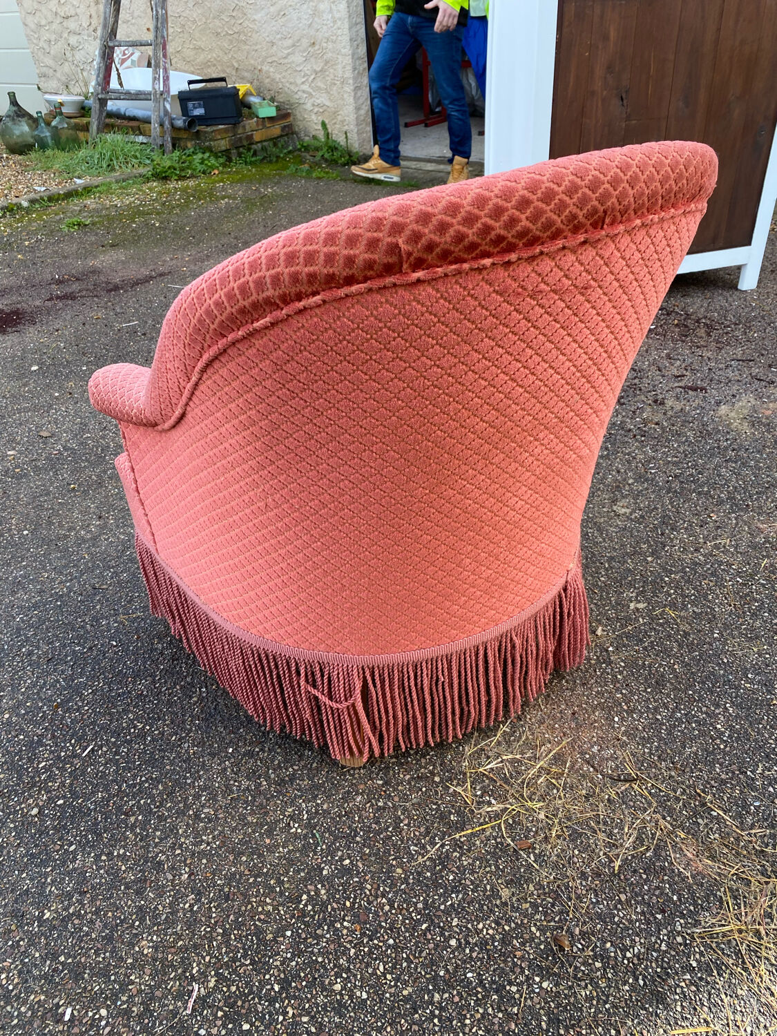 Toad armchair in pink velvet