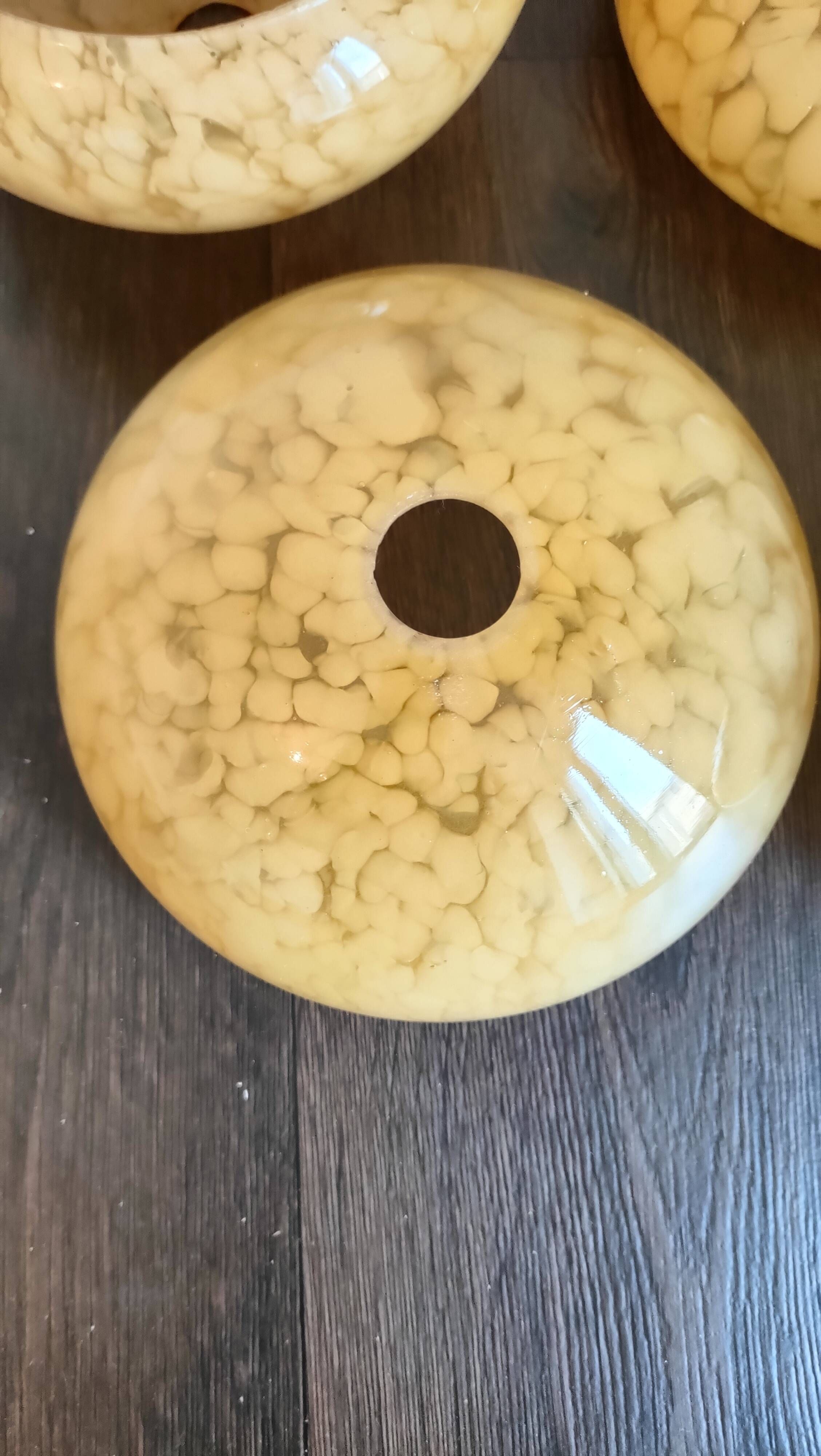 Set of 4 antique glass globes from Clichy, speckled yellow and white – Art Deco