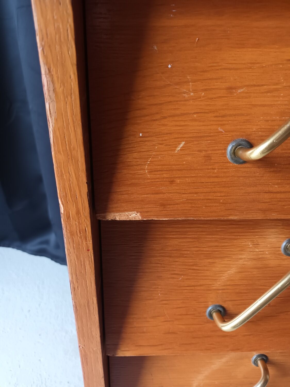Vintage chest of drawers