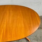Baumann Oval Table