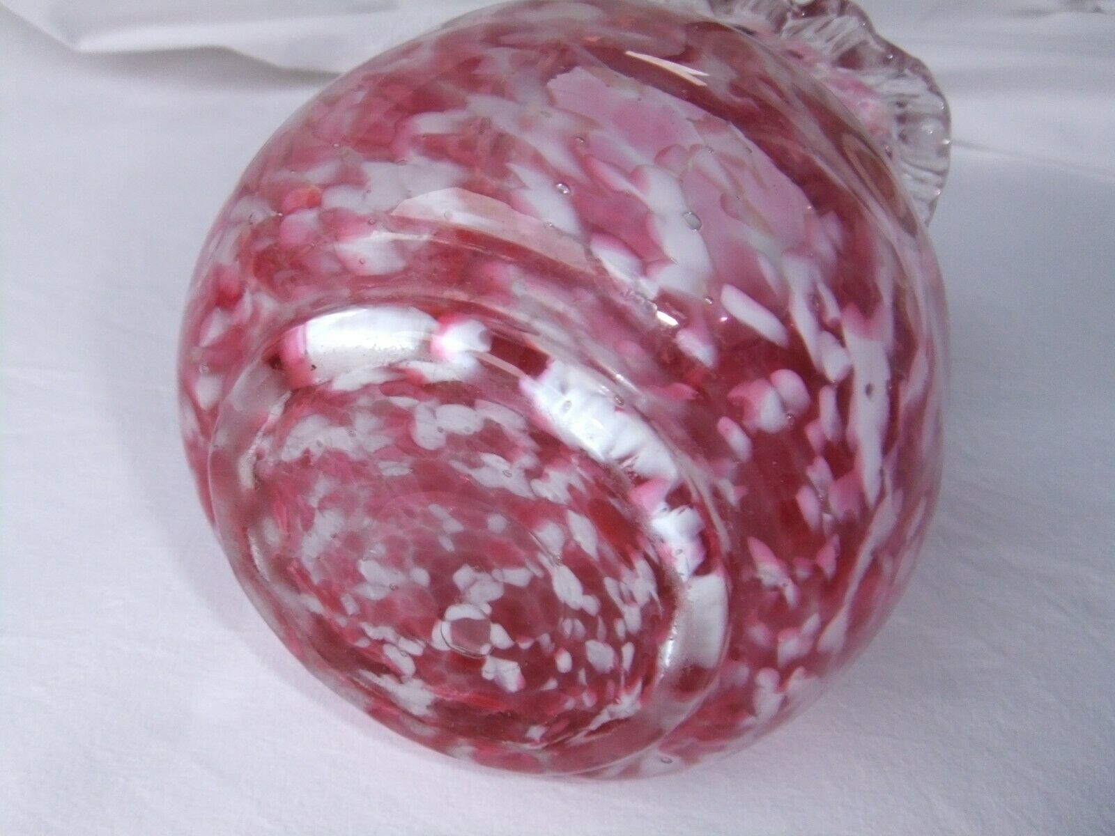 Vase ball old Clichy collection blown glass speckled white pink