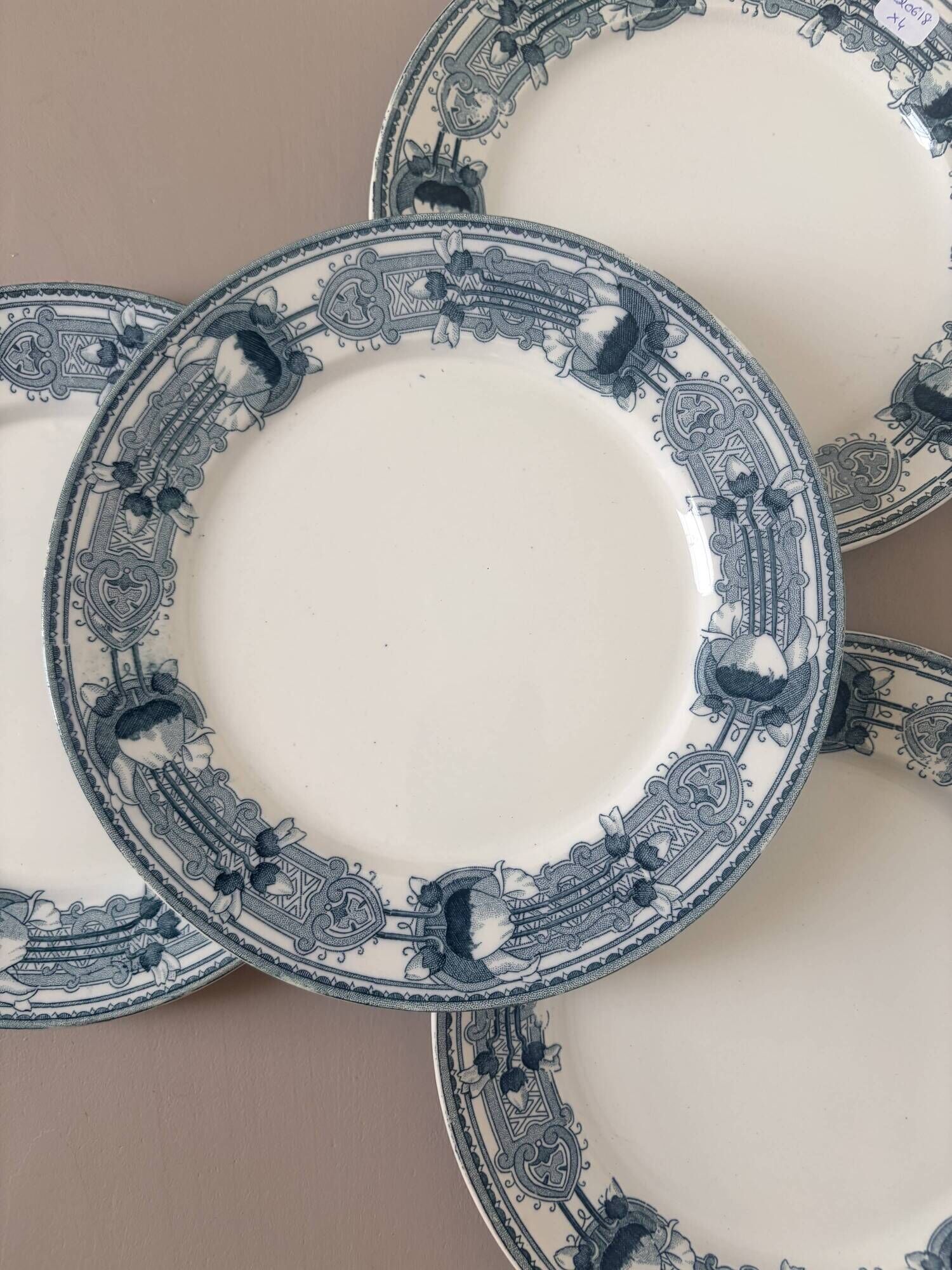 4 vintage dessert plates from CM&C model Massena 220618