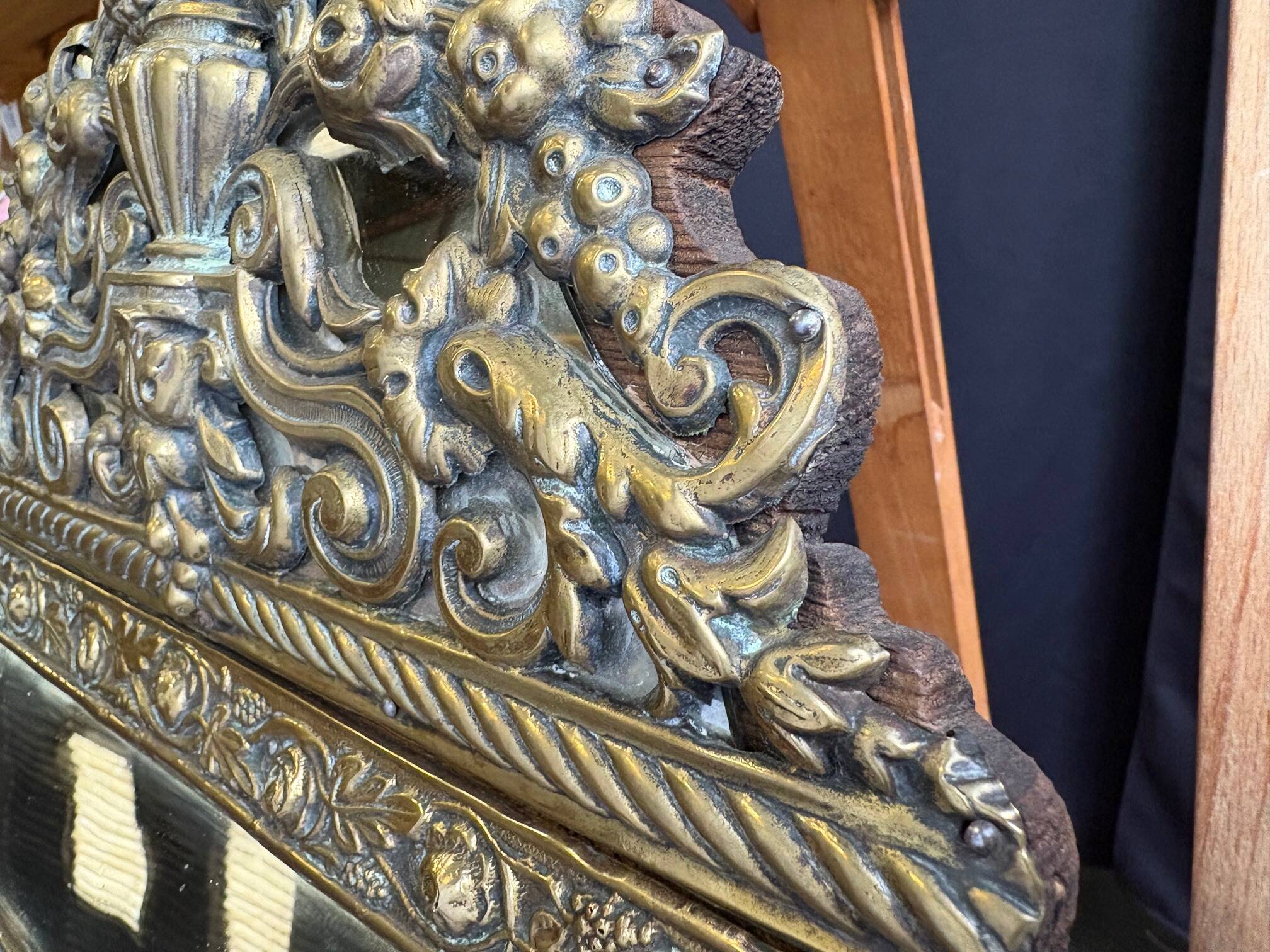 Napoleon III style mirror with gilt brass side panels