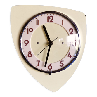Horloge formica vintage pendule murale silencieuse asymétrique "Jaune pâle"