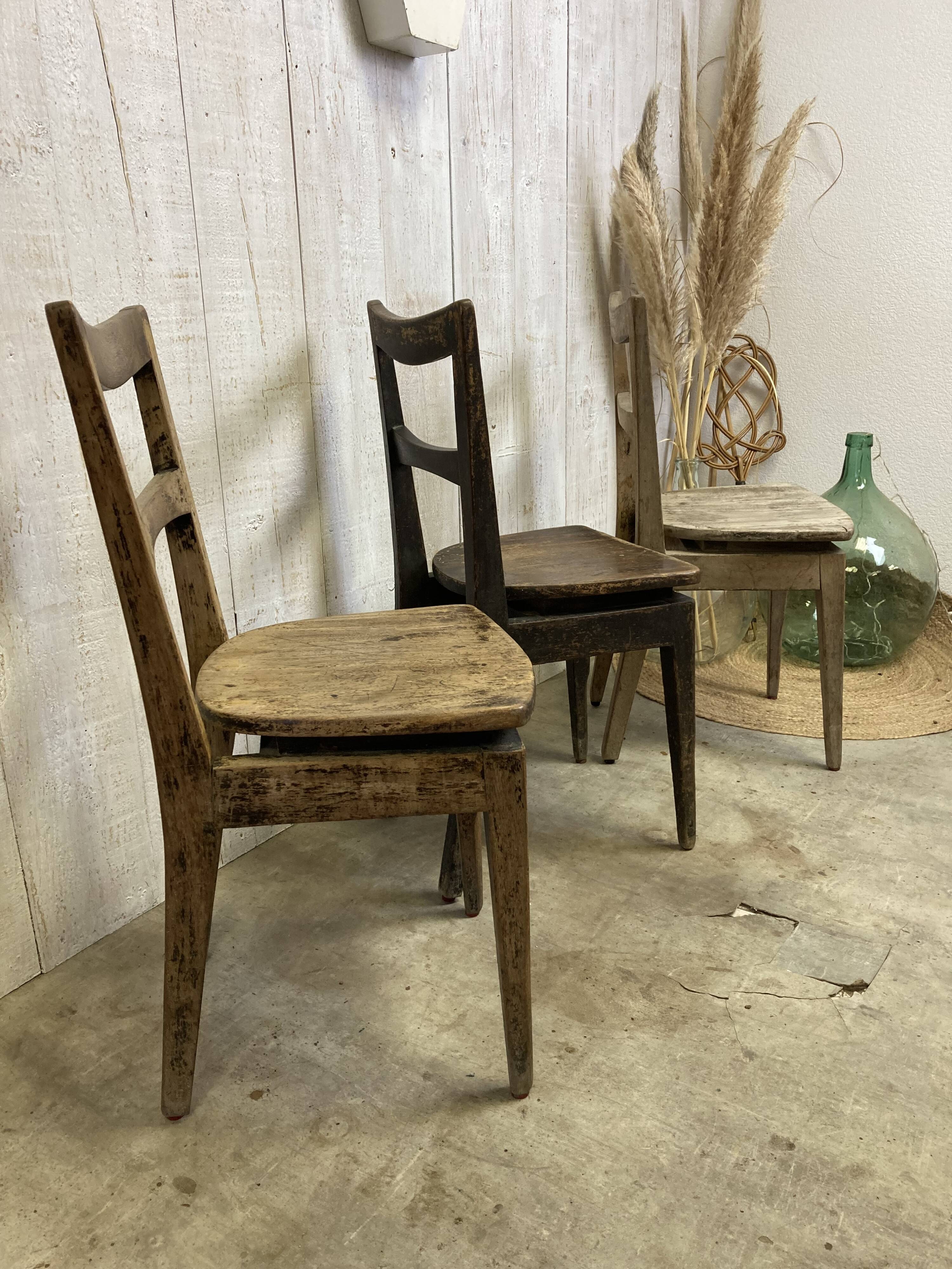 Series of 3 "taberna" chairs