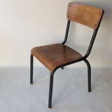 Old wooden school desk and chair