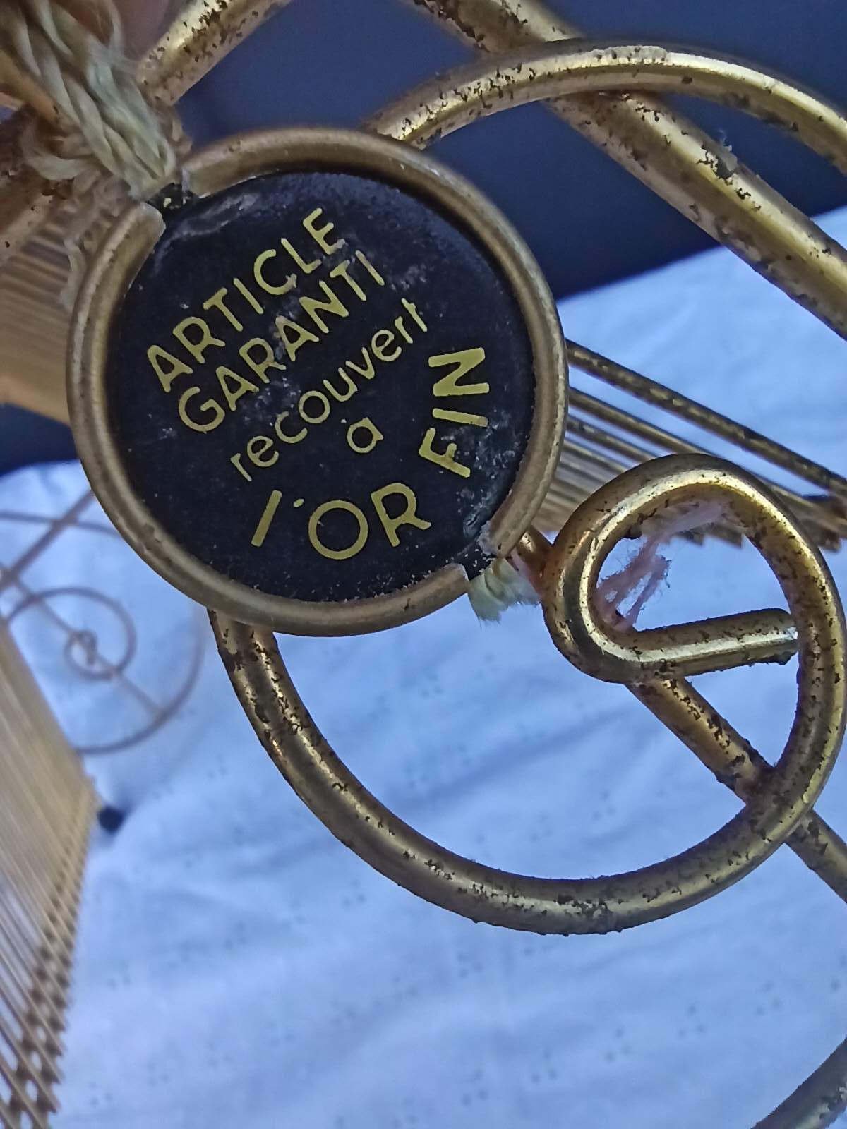 Range vinyl holders gilded with fine gold Erdécor production Escaut made in France