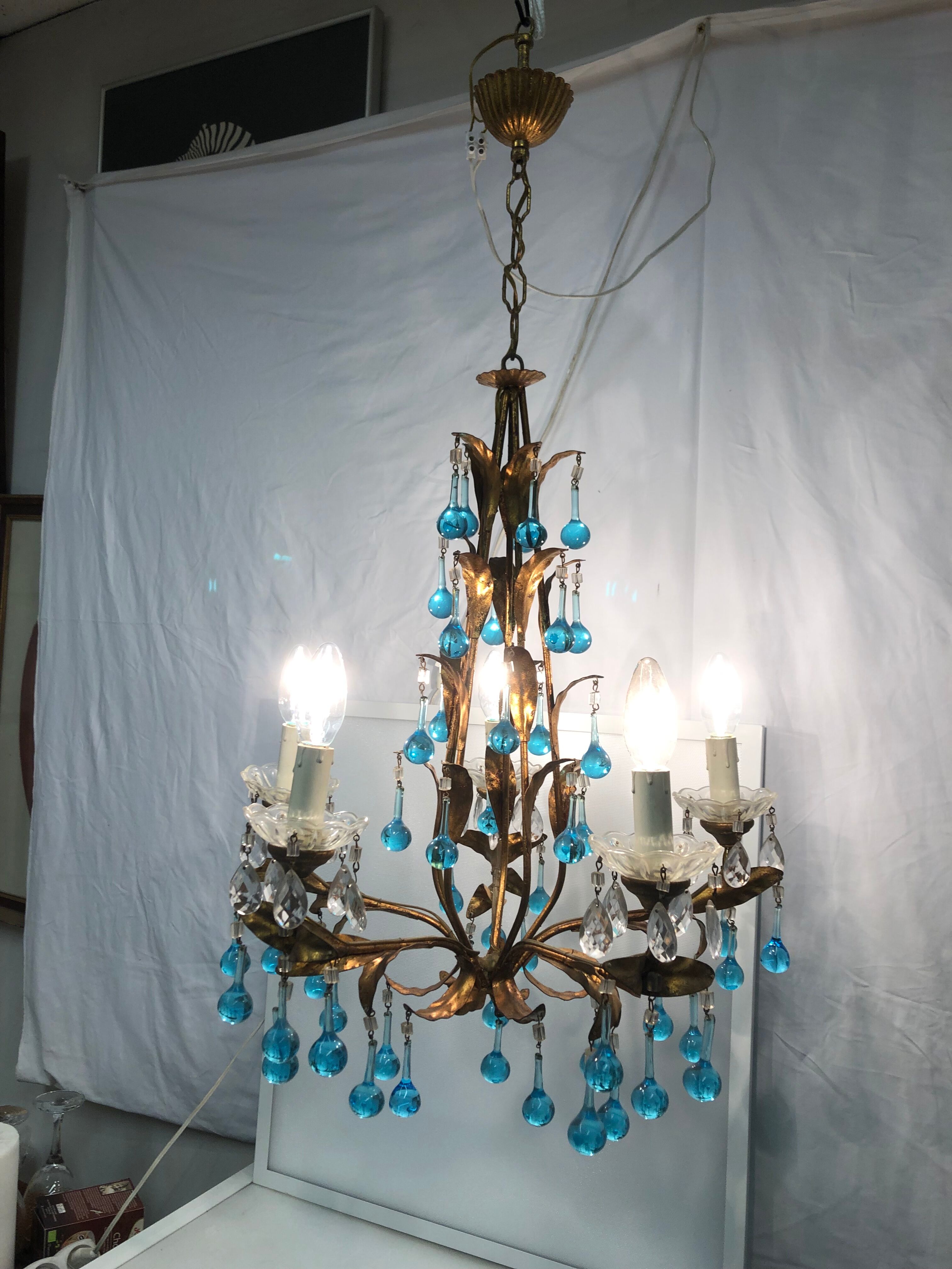 Chandelier with pearl grapevines