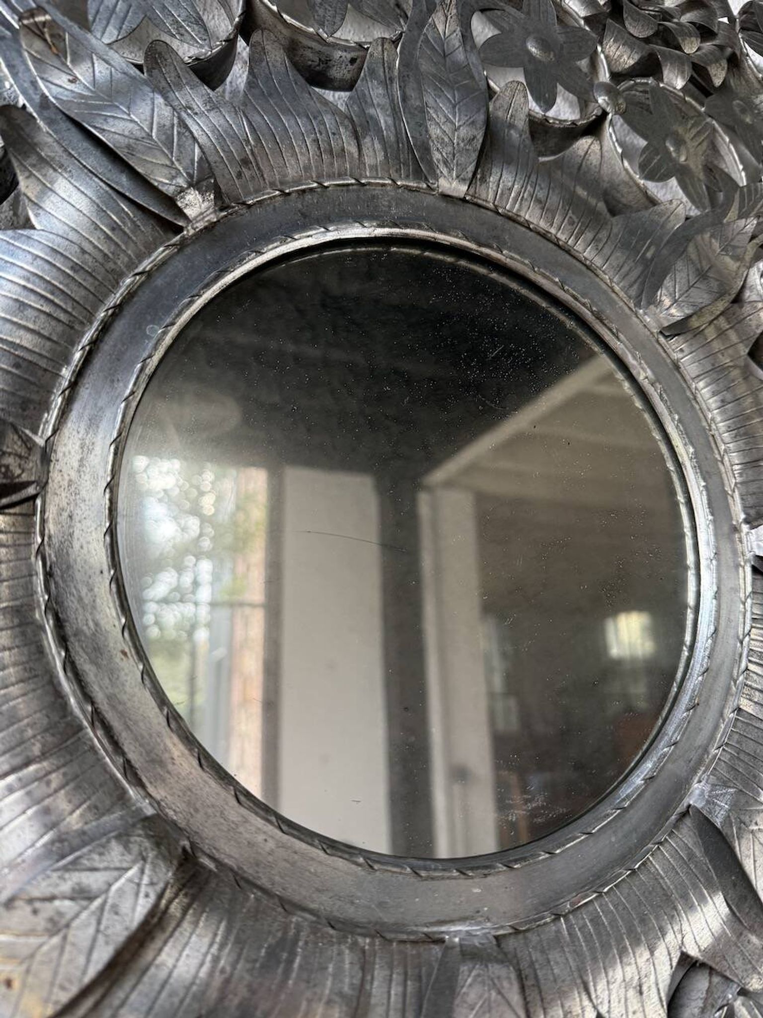 Miroir mexicain vintage en métal