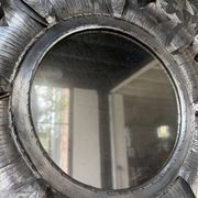 Miroir mexicain vintage en métal
