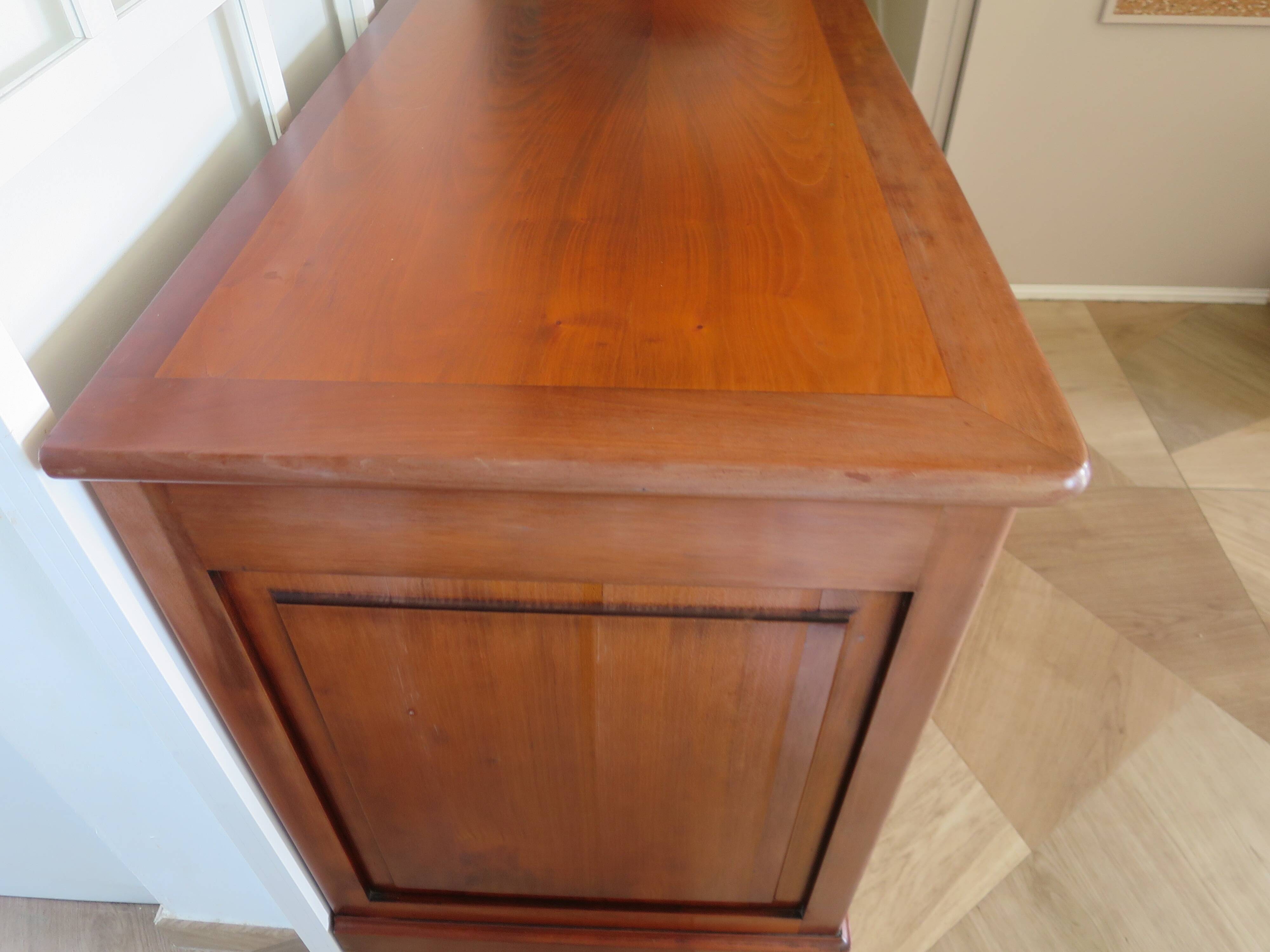 Antique - chest of drawers - 4 drawers - solid wood - cherry