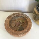 Empty pocket in vintage onyx