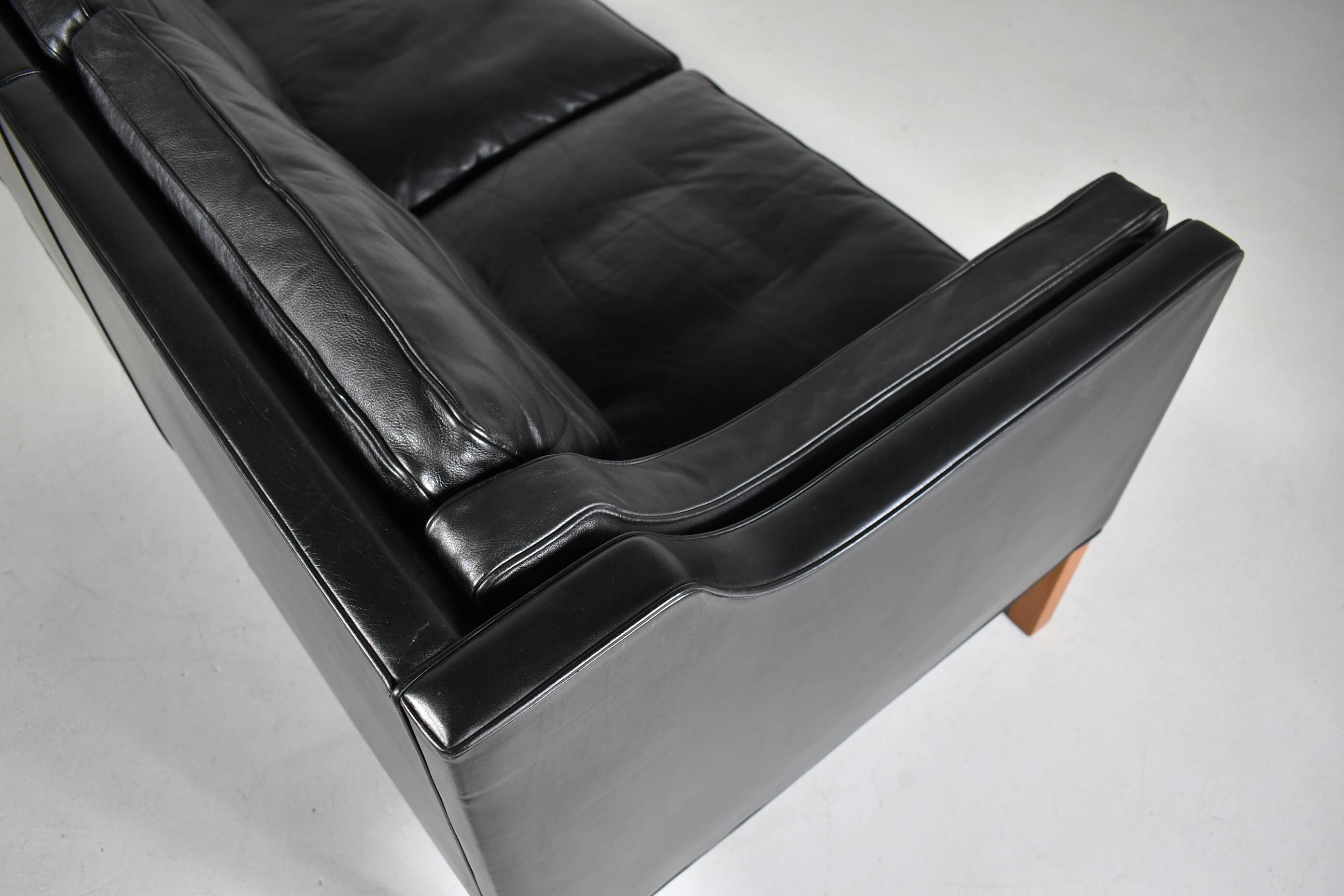 Sofa Model 2213 by Børge Mogensen, Frdericia. Denmark.