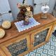 Vitrine en bois brut